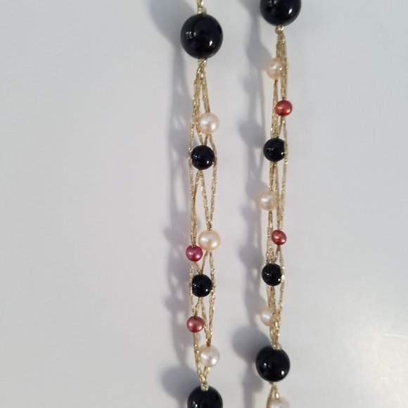 Woman's Long Necklace with Natural Pearl Black Onyx Silk thread - Picture 14 of 16